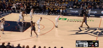 j9九游真人游戏第一平台进攻也有我!卡鲁索外线开火 连中2记三分稳住局势